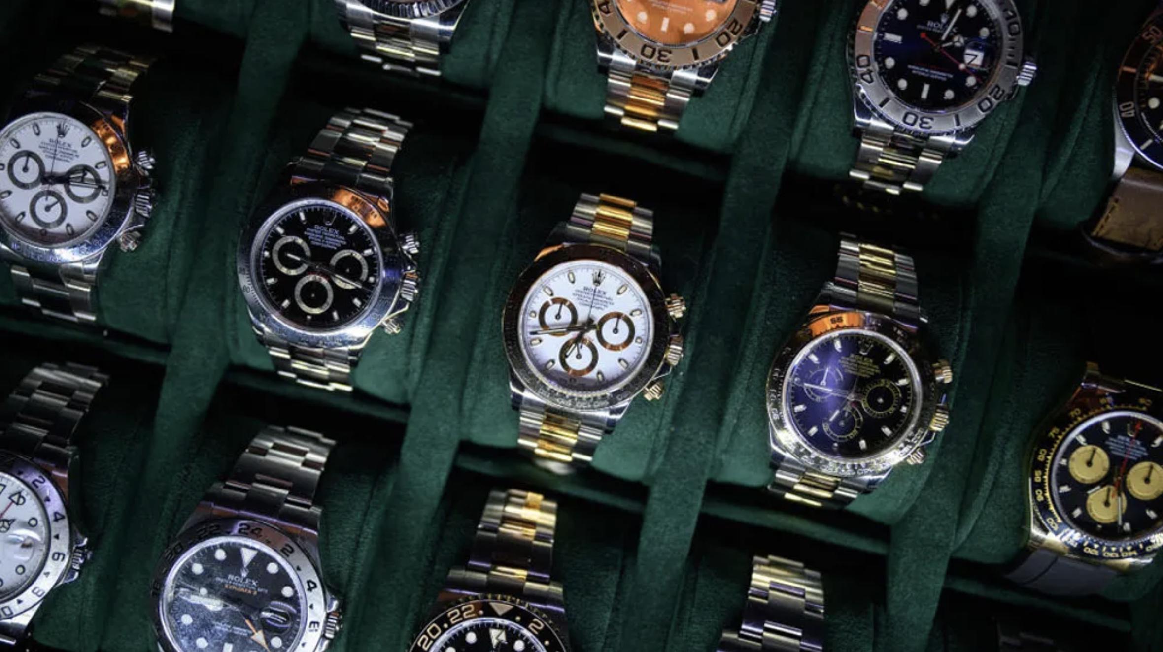 Close-up detail of super clone watch movement and craftsmanship demonstrating premium quality